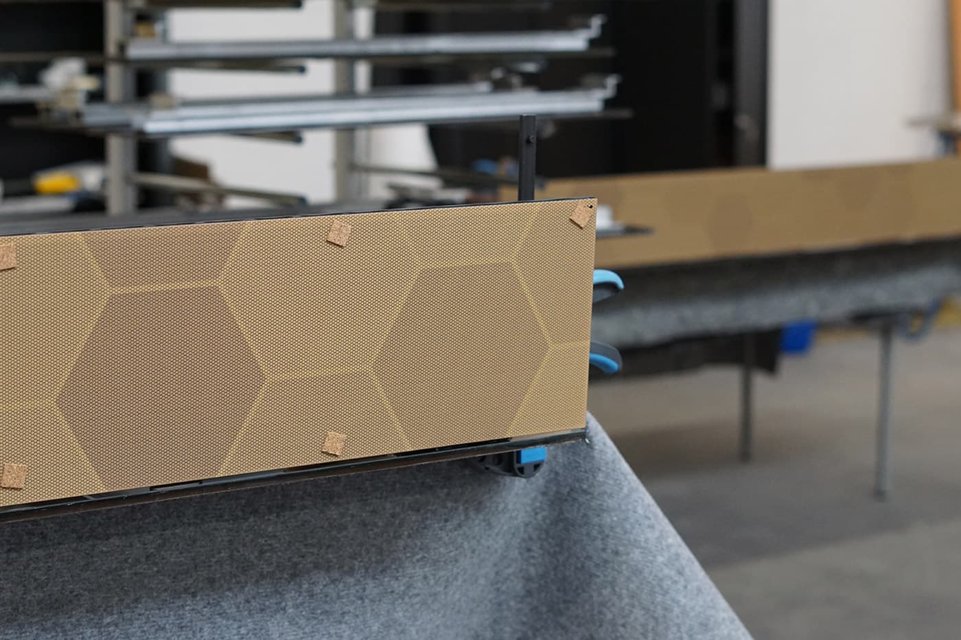 Warm bronzen gevel voor Hommersen Solar | Solarix